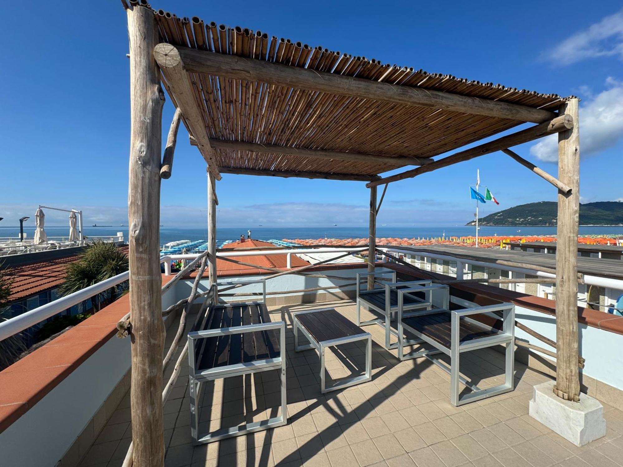 Hotel Bagno Stella Del Mare Marina Di Carrara Dış mekan fotoğraf